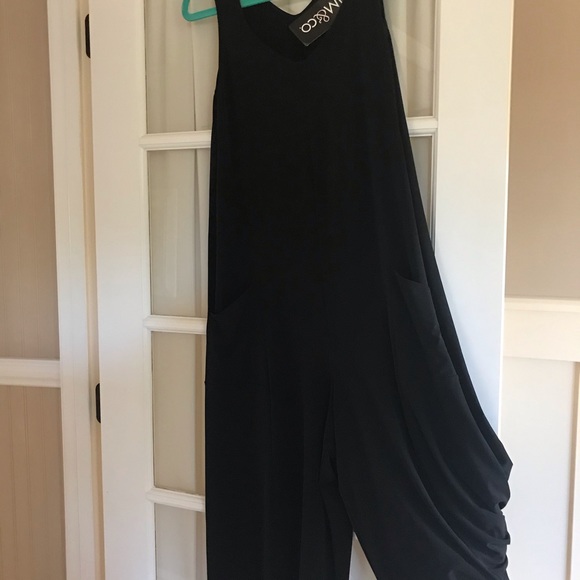 Kim & Co jumpsuit - Picture 2 of 7